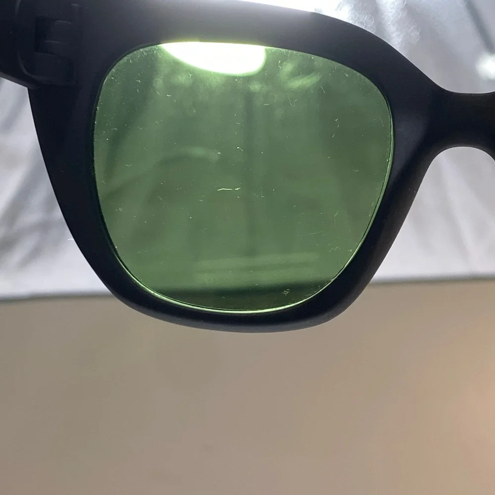TOMS Sunglasses Womens OS Black Sydney Traveler Collection Cat Eye Green Lens
